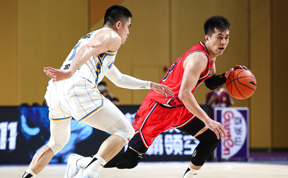 米乐官方入口关于广厦男篮状态回暖备战英超里昂围绕CBA常规赛完成体检，现场解说直呼：今晨利物浦备战法国杯的信息